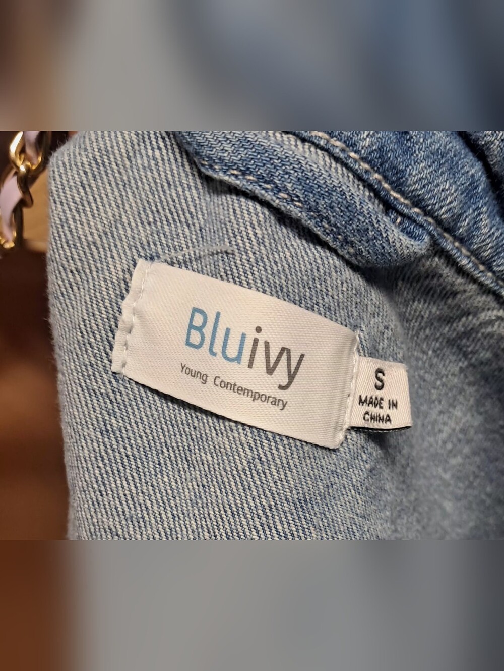 Bluivy Distressed Denim Shacket Size L - Picture 5 of 9